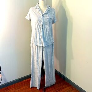 Croft & Barrow Women’s Pajama Set – Light Gray